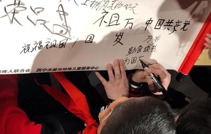 谜语：春来叶发待秋收(猜一字)。解释到位先采纳。游戏画面